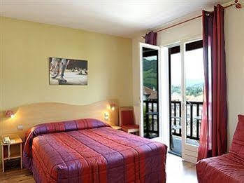 Hostel Ramuntcho Saint-Jean-Pied-de-Port Luaran gambar